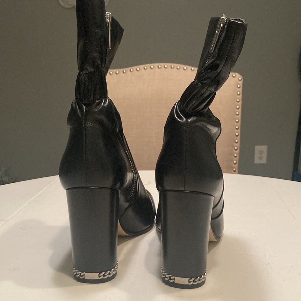 Michael Kors leather boots - Picture 2 of 7